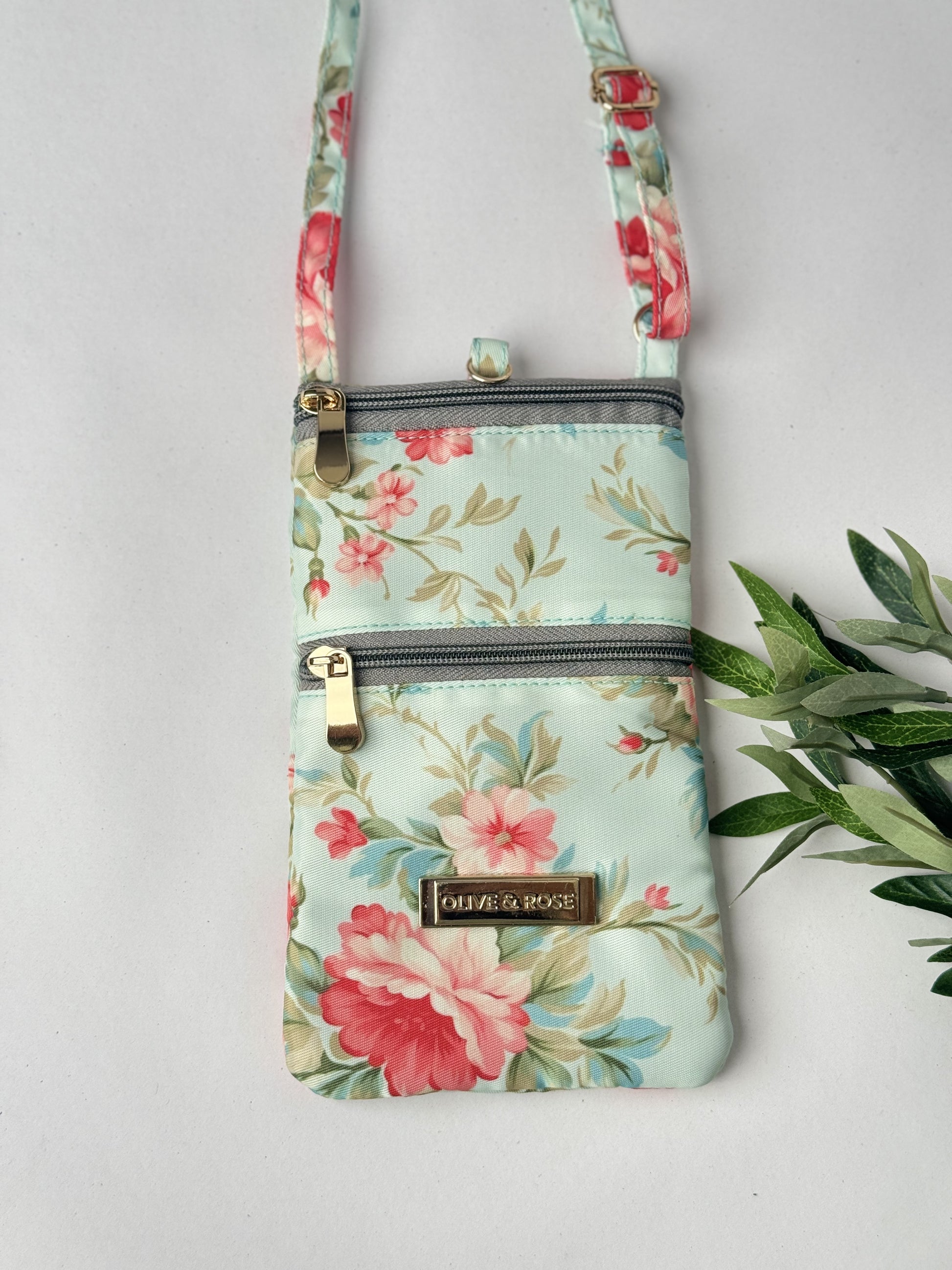 English blue Mobile Sling
